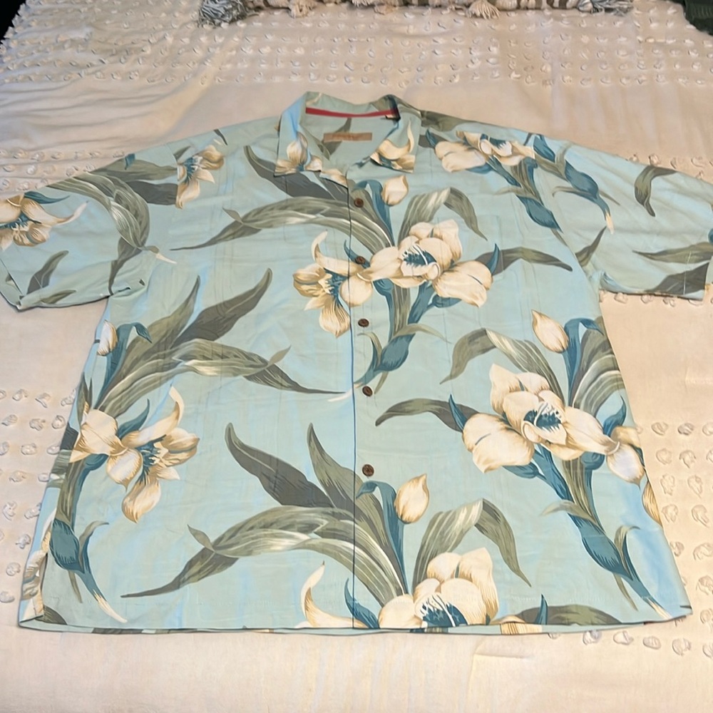 Tommy Bahama 100% silk shirt
